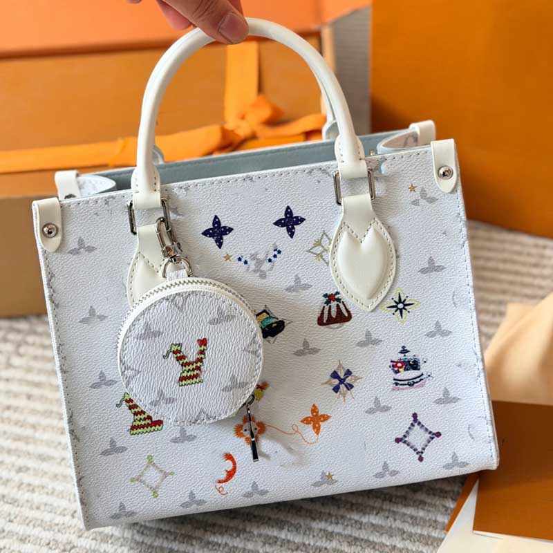 26FW Sully Hobo Flower Pillow Cuir Sacs de voyage de qualité supérieure Femmes Luxurys Designers Totes Sac à main Portefeuilles Sac à main Porte-