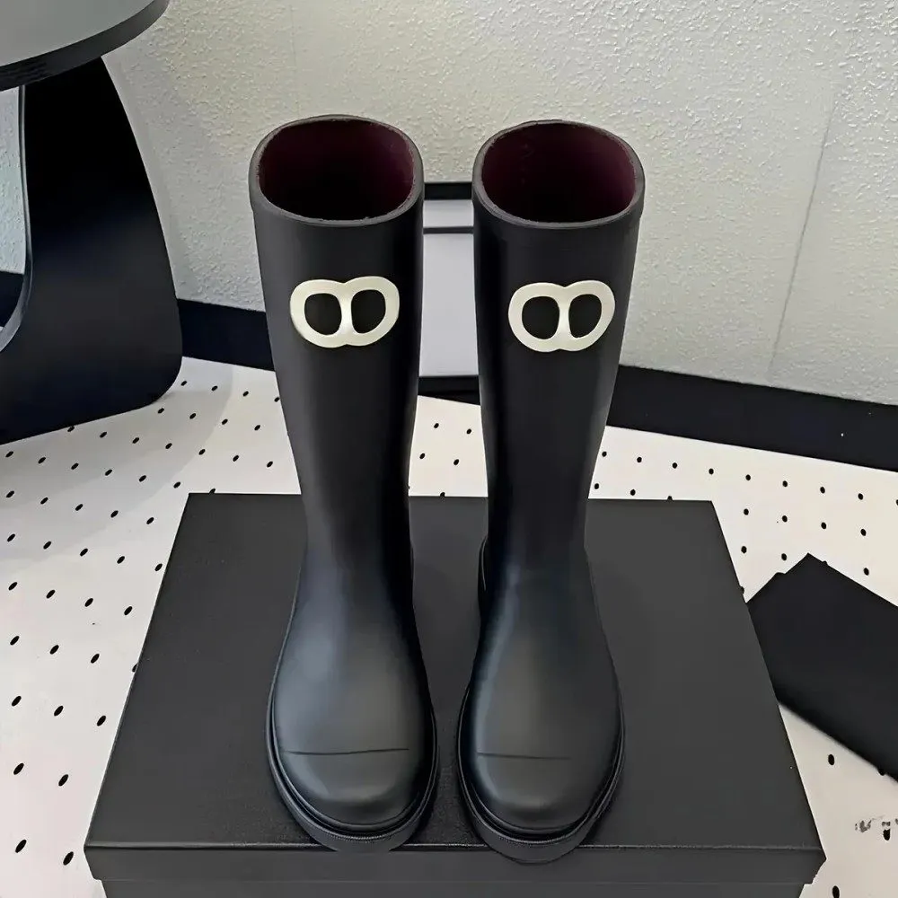 Designer logo rain boots shoes color waterproof high boots are suitable for daily outdoor wear in autumn and winter designer shoes essential well