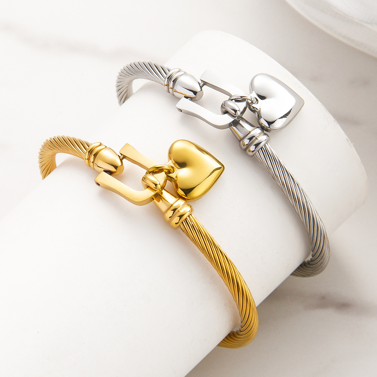 Heart-shaped Titanium Steel Bracelet 18k Gold-plated European American Style Versatile And Fashionable Bracelet