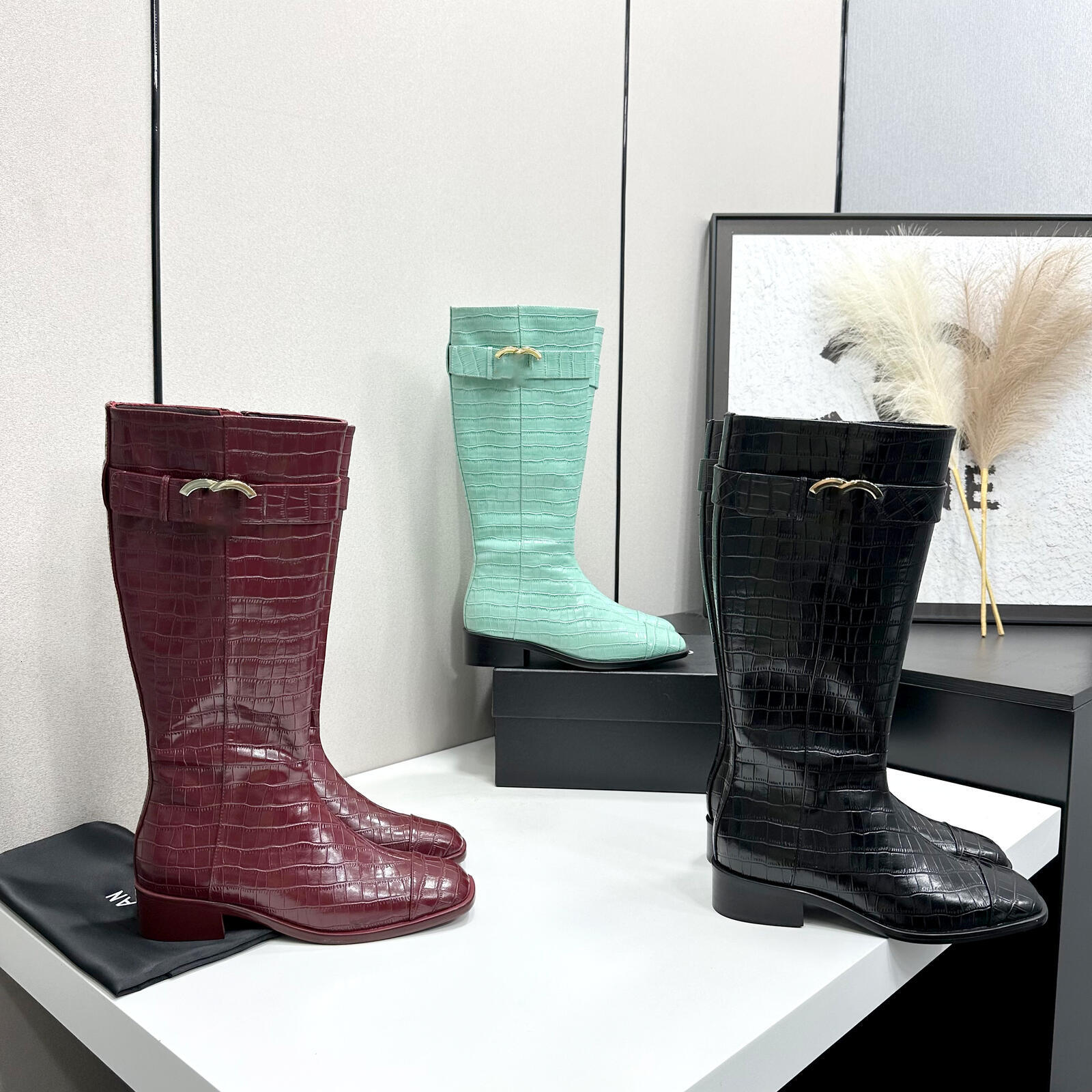 mirror quality Mid Calf Boots Winter Fashion Boot Zipper luxurys Designer Womens Knee boot Chunky Heel dress shoe Croc Embossed Metal Buckle Genuine