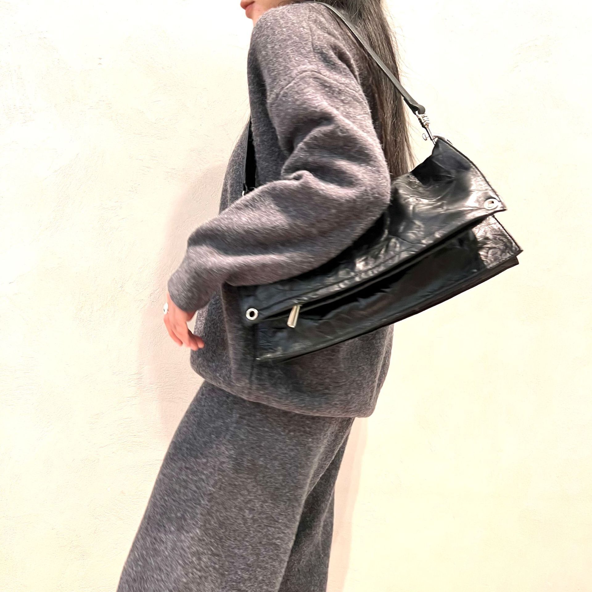 Femmes haut de gamme Niche Design en cuir véritable sac à bandoulière sac à main Hobo sac de plage sac de soirée automne hiver bandoulière fourre