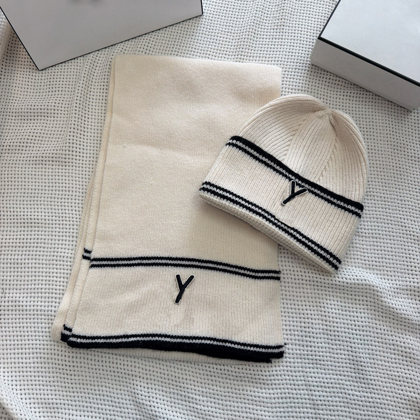 5Colors Winter Unlimited Designer Hat Printed Scarf Soft Touch Warm Price Knitted Fashion Two Piece Set Hot Selling