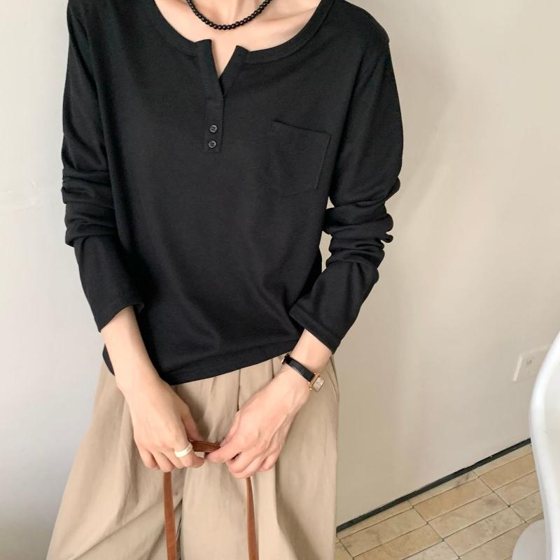 T-Shirt à manches longues pour femmes, haut court de styliste, coupe cintrée, col demi-ouvert, détail de boutons, couche de Base décontractée, pr