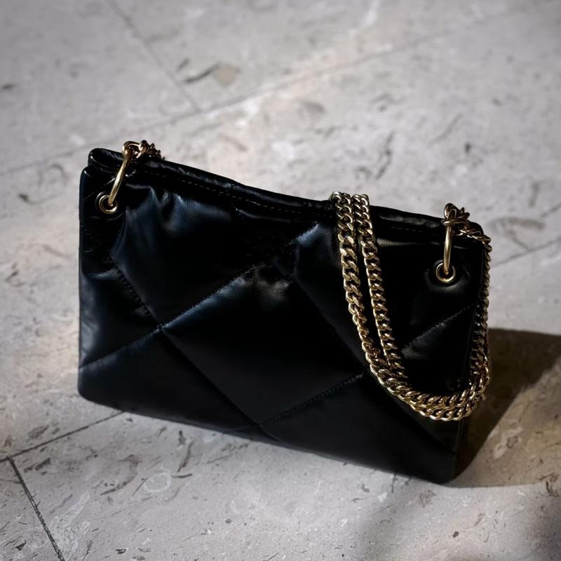 Free shipping cloud purse simple crossbody Bags 2026 designer shoulder bags Kira handbag Fashion lady Bags chain Underarm messenger Bag Envelope pac