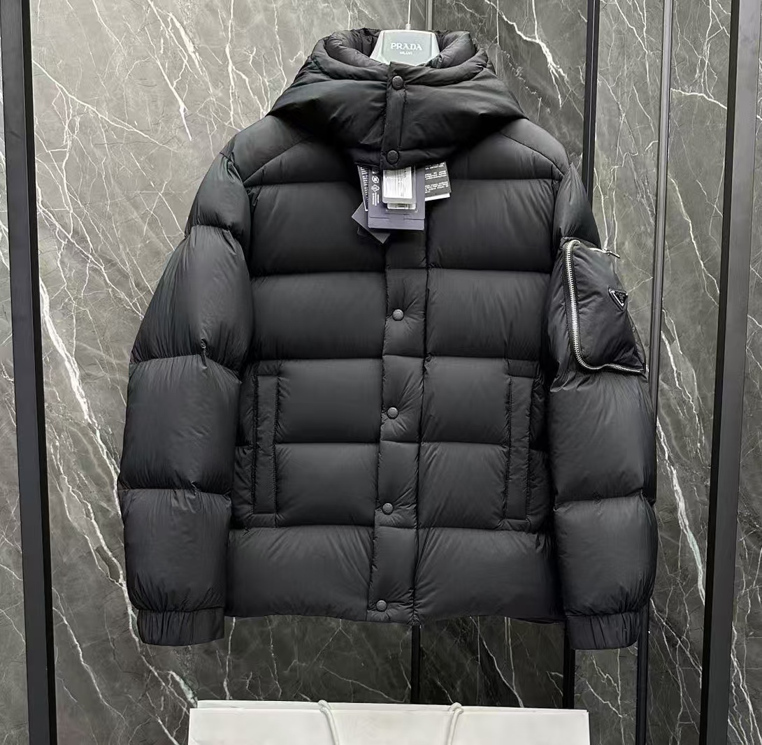 Mens Jacket Thick Style Designer Downs Parkas Coats Puffer Jackets Long Sleeve Budge Bomber Wind Coat Hooded Zippers Outwears Windbreaker S-3XL