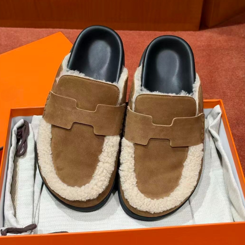 19A Full Handmade Suede Leather Lamb Wool Designer shoe Brown Top-quality Lamb fur thick sole padded slip-on half-boots women winter outerwear fuzzy