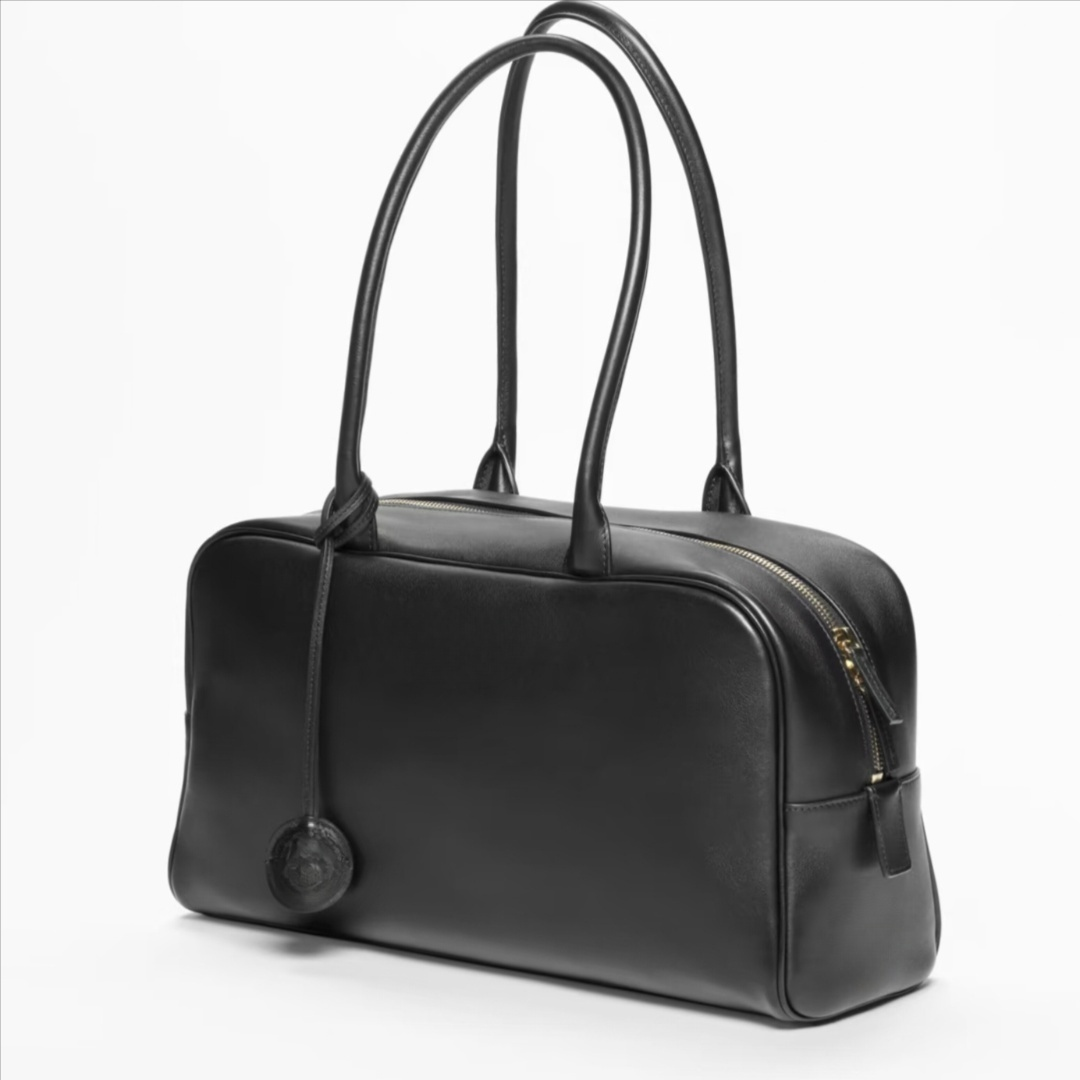 26B Designer Bowling Bag Women Luxury Handle Handbag in Italian Original Genuine Calfskin Wrist Bag 18K Gold-Plated Hardware Elegant Purse