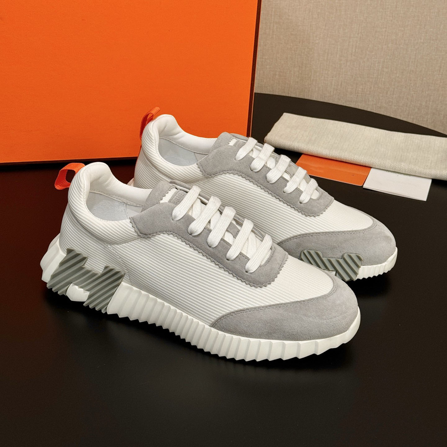 12A Bouncing Sneaker Fashion Designer Casual Couple Shoes High Quality Comfortable Breathable Sports Shoes Top Level Boutique Casual Shoes Size 35-4