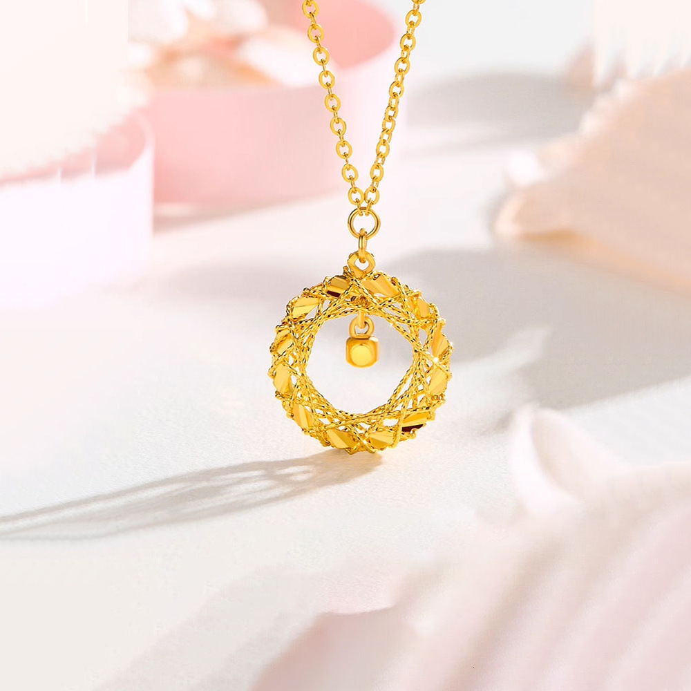 New Woven Dream Ring Necklace For Women, Light Luxury High-End, Mobius Cube Pendant, Elegant And Fashionable Clavicle Chain