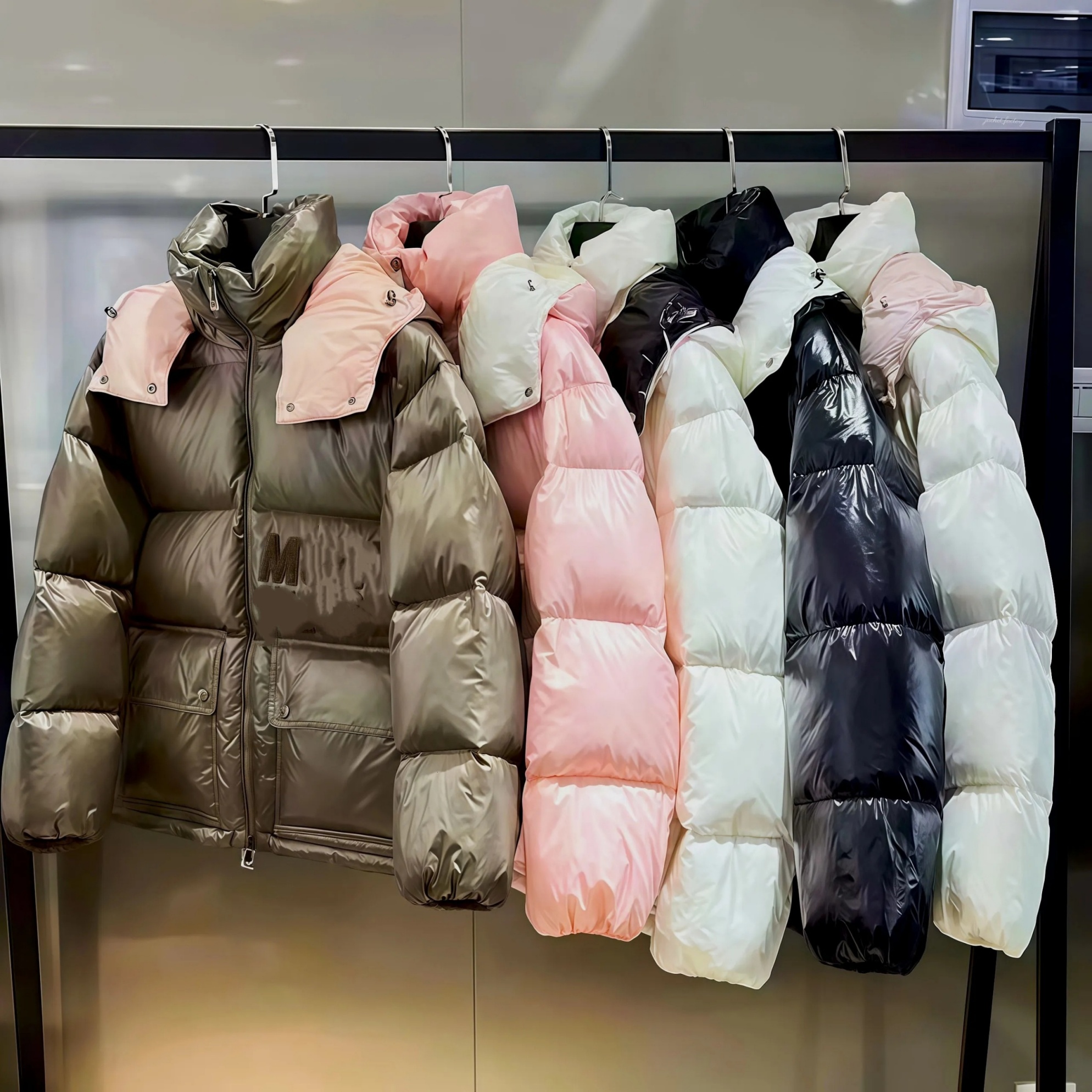 Womens puffer jacket designer brand down jacket classic knitted patchwork White duck down jacket coat fashionable casual warm stand collar sweater j