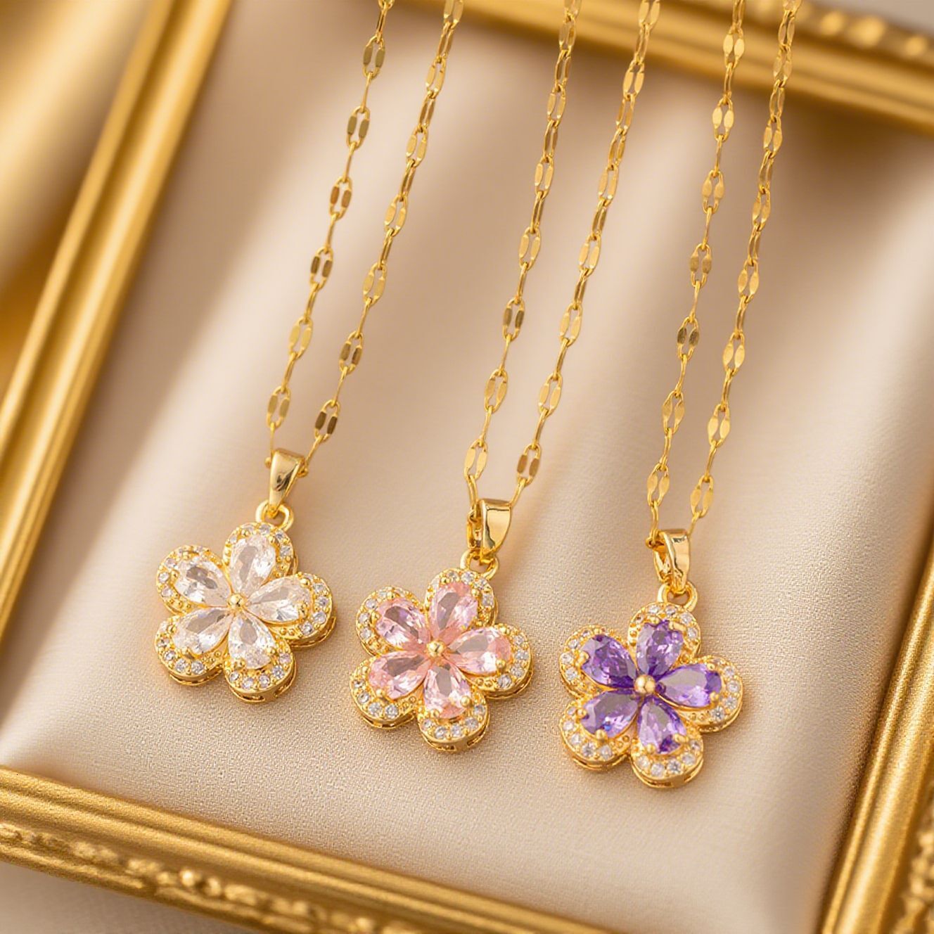 French Style Light Luxury High-End Flower Full Zircon Necklace For Women Fashion Sweet Exquisite Super Shiny Inlaid Diamond Element Clavicle Chain