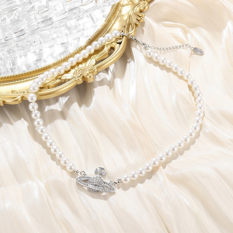Classic Designer Silver Plated Zircon Asteroid Pendant Pearl Necklace Luxurious High End Gift Suitable For Women To Create Exquisite Jewelry