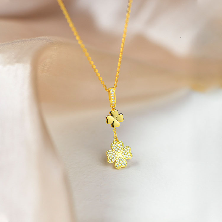 Japanese And Korean Style Tassel Four-Leaf Clover Micro Inlaid Titanium Steel Necklace For Women, Niche Design, New Light Luxury Clavicle Chain, Tre