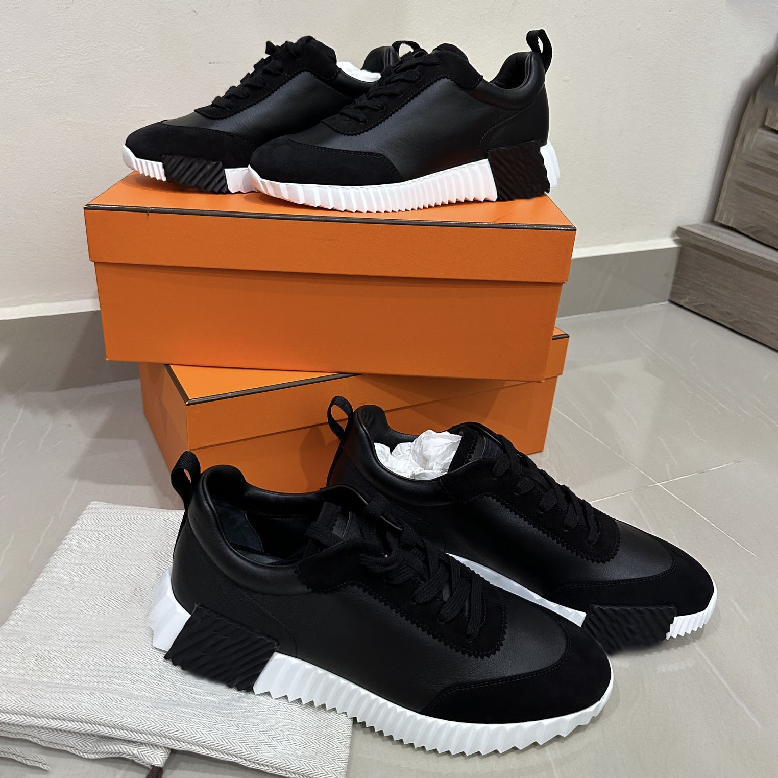 Bouncing casual shoe Designer leather canvas men and women sports shoes letter tie casual walking training shoes outdoor daily comfortable sports sh