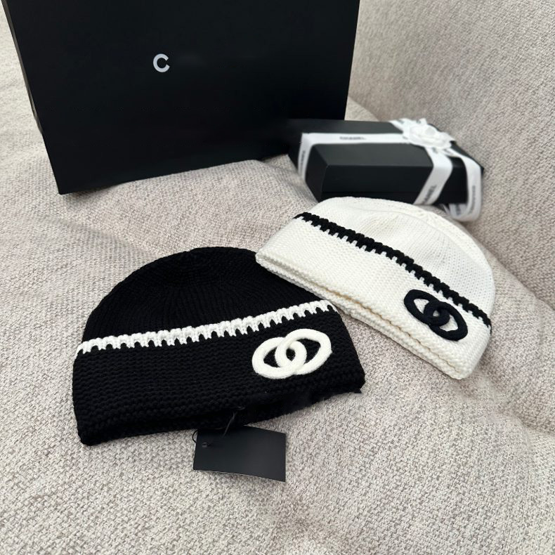 Letter C Wool Knitted Hat for Women Designer Beanie Warm and Thick New Knitted Hat Trendy Fashion Ear Protection Hat Skull caps Winter hats #3245