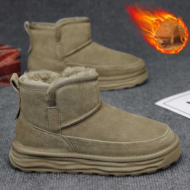 Designer Luxurious Men's Snow Boots Outdoor Fleece Insulation Warm Cotton Shoes High-end Men's Sheepskin One-piece Cold-proof Flat-bottom
