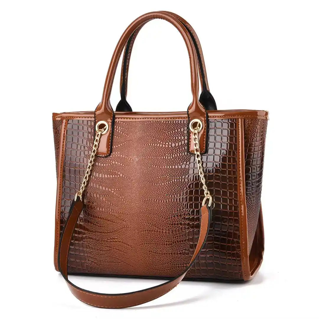 VIP Cuir Cosmétique Boîte Femmes Luxurys Designers Sacs Totes Sac à main Portefeuilles Messenger Porte-monnaie Porte-carte Pochette Cas de stocka