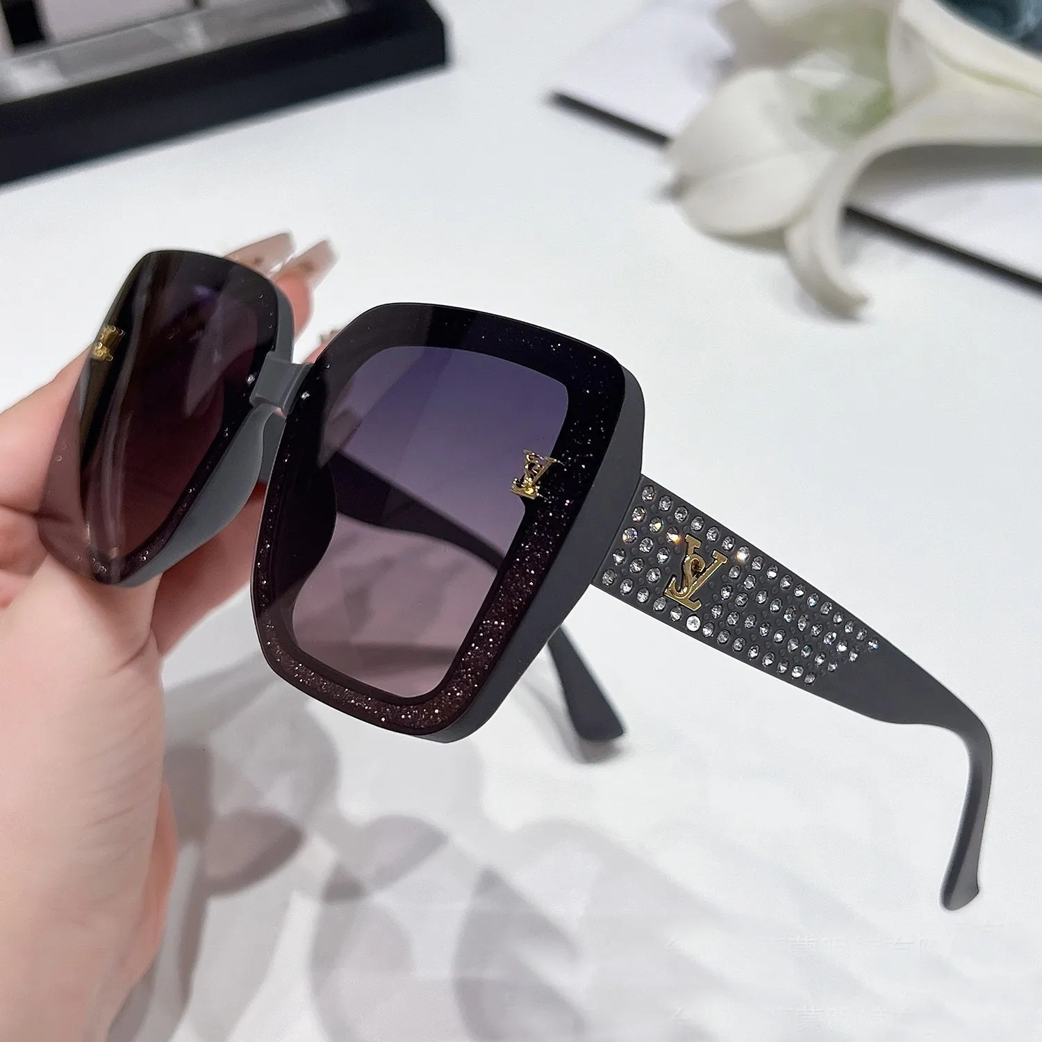 Luxury Brand Designer New Stylish With Diamonds UV Protection For Driving Polarized Sunglasses Popular On Tiktok And Kuaishou Live Stre