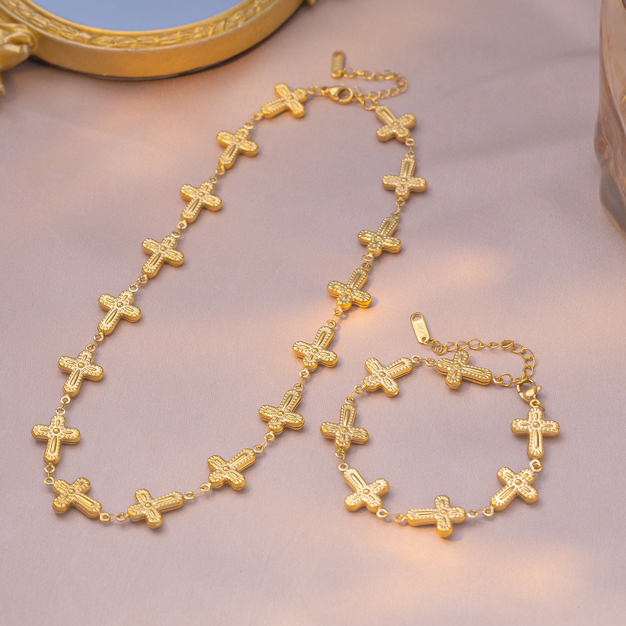 New Cross-Border Hollow Cross Lace Stainless Steel Necklace For Women, Vintage Ins-Style Exquisite Trendy Collarbone Chain Set