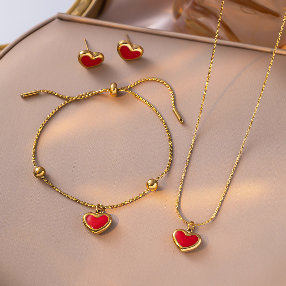 Light Luxury High-End Sweet Red Glaze Heart Titanium Steel Necklace For Women Fashion Versatile Clavicle Chain Exquisite Lady Style Set