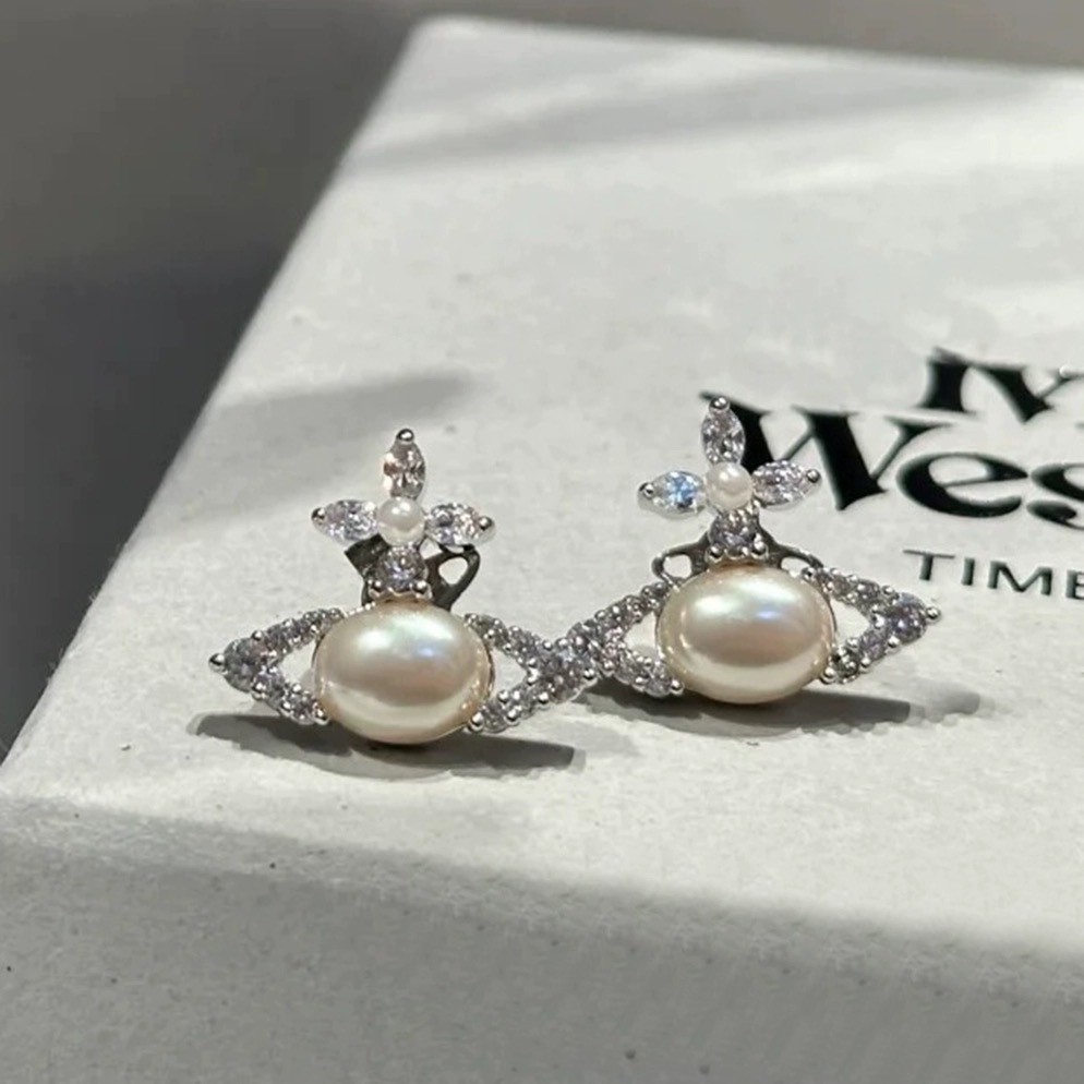 Exquisite Designer Silver Plated Zircon Oval Pearl Pendant Earrings A Luxurious High End Gift Suitable For Womens Leisure Travel Paired With Jewelry