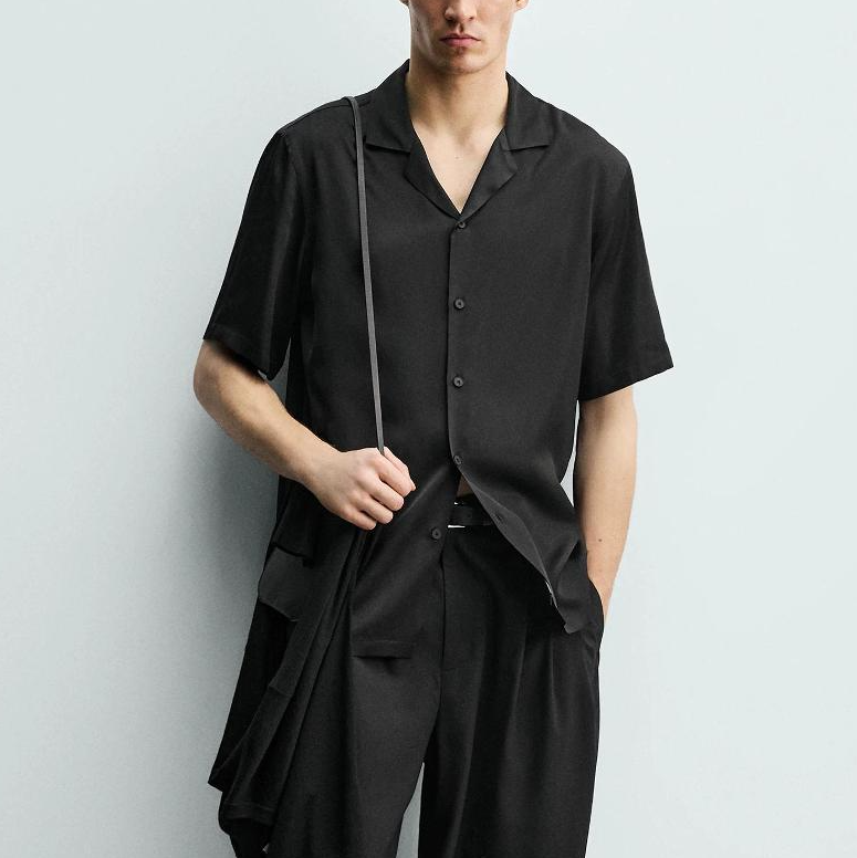 High-quality men's black short-sleeve summer shirt with a camp collar design, slim fit, smooth and lightweight fabric, simple casual rayon cool