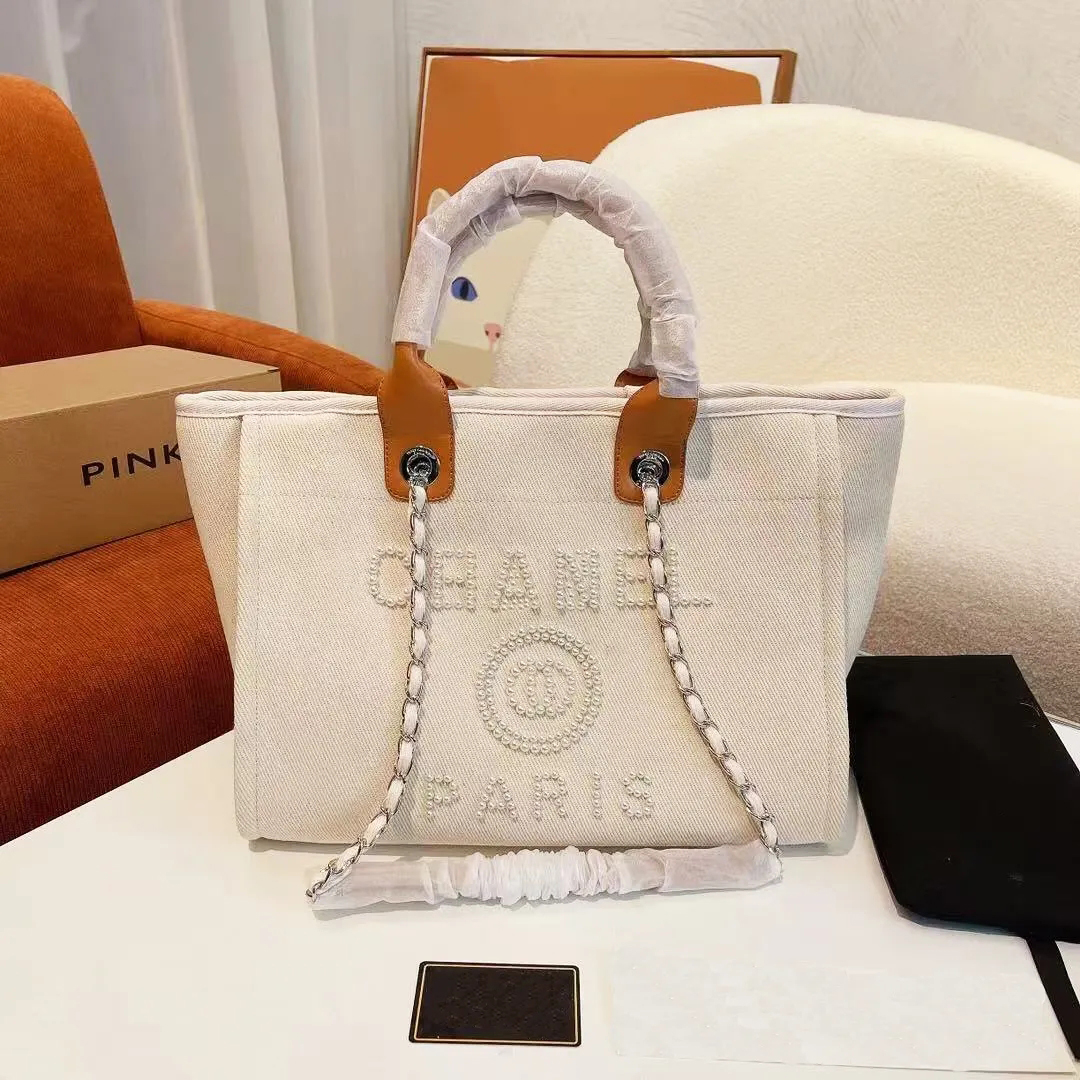Designer bag Luxury bag Handbag Wallet Fashion Classic bag Crossbody bag Women's large capacity shopping bag Shoulder bag Milk white shopping b