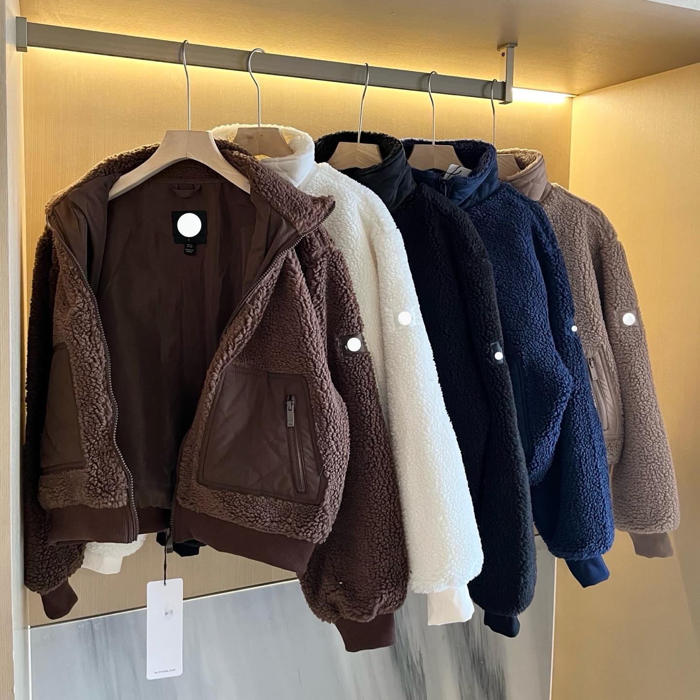 Designer Women's Lamb Wool Hair Jackets Navy Blue Fleece Coats Zipper Thick Winter Coat Cotton Crop Tops Hoodie Clothes Clubhouse Puffer Jacket