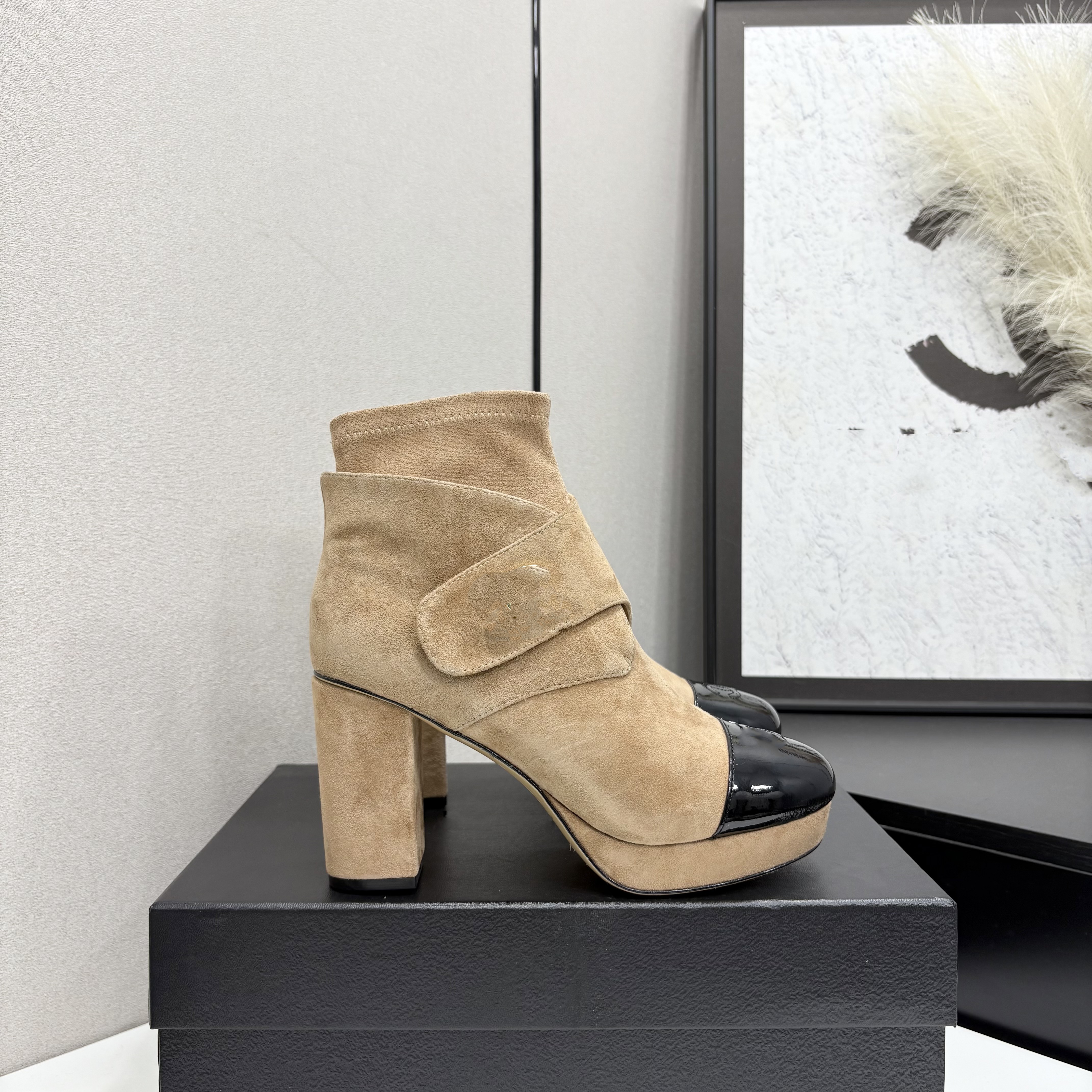 2026 Brand woman Patchwork color boots Top quality designer lady Winter fashion high heels luxury Casual shoes Womens Leather 3 colors available