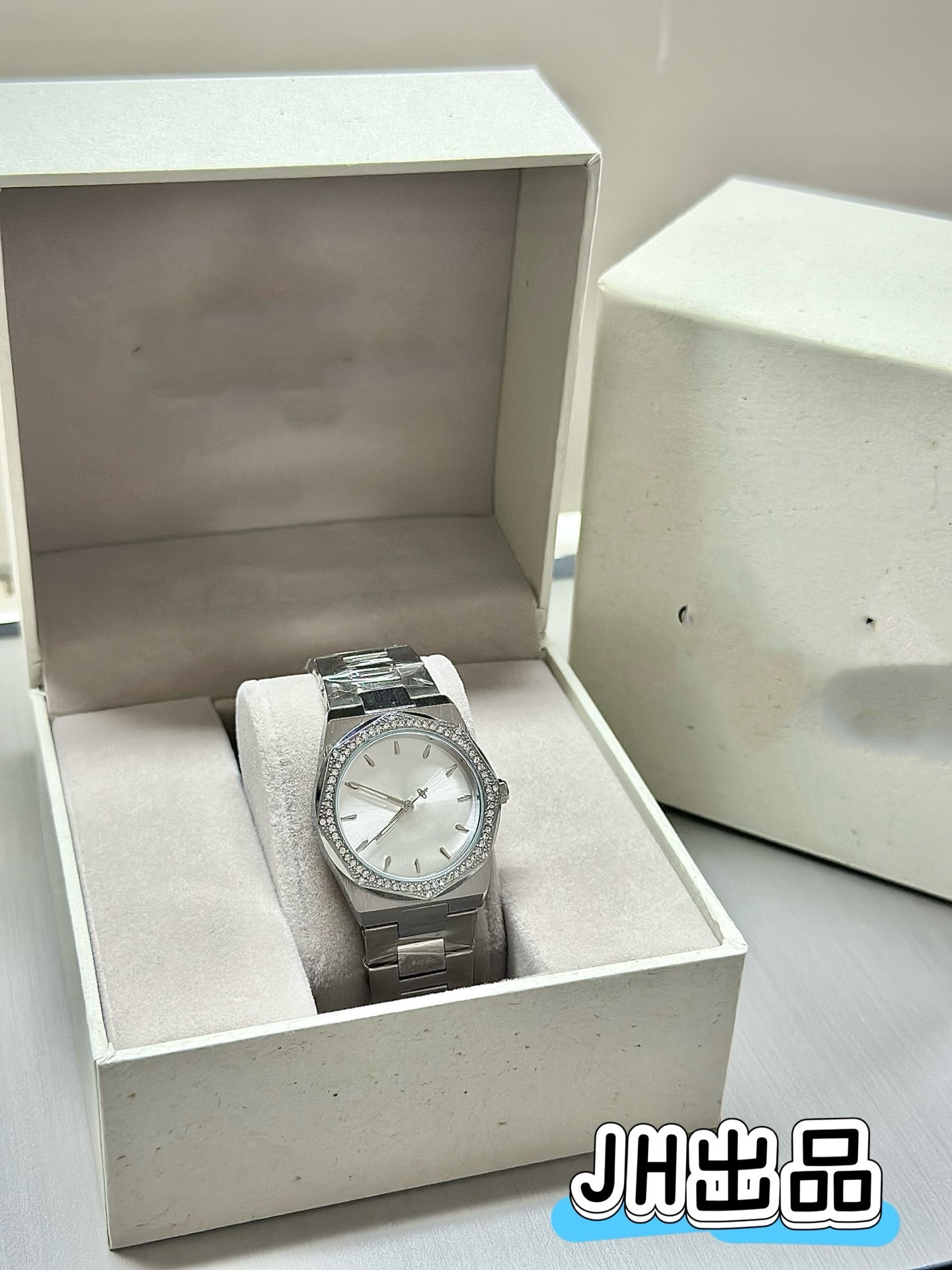 Top Mens women VIVIENity WESTWOODity Diamond inlaid watch designer luxury quartz movement watches high qualit rose gold steel women Wristwatches#888