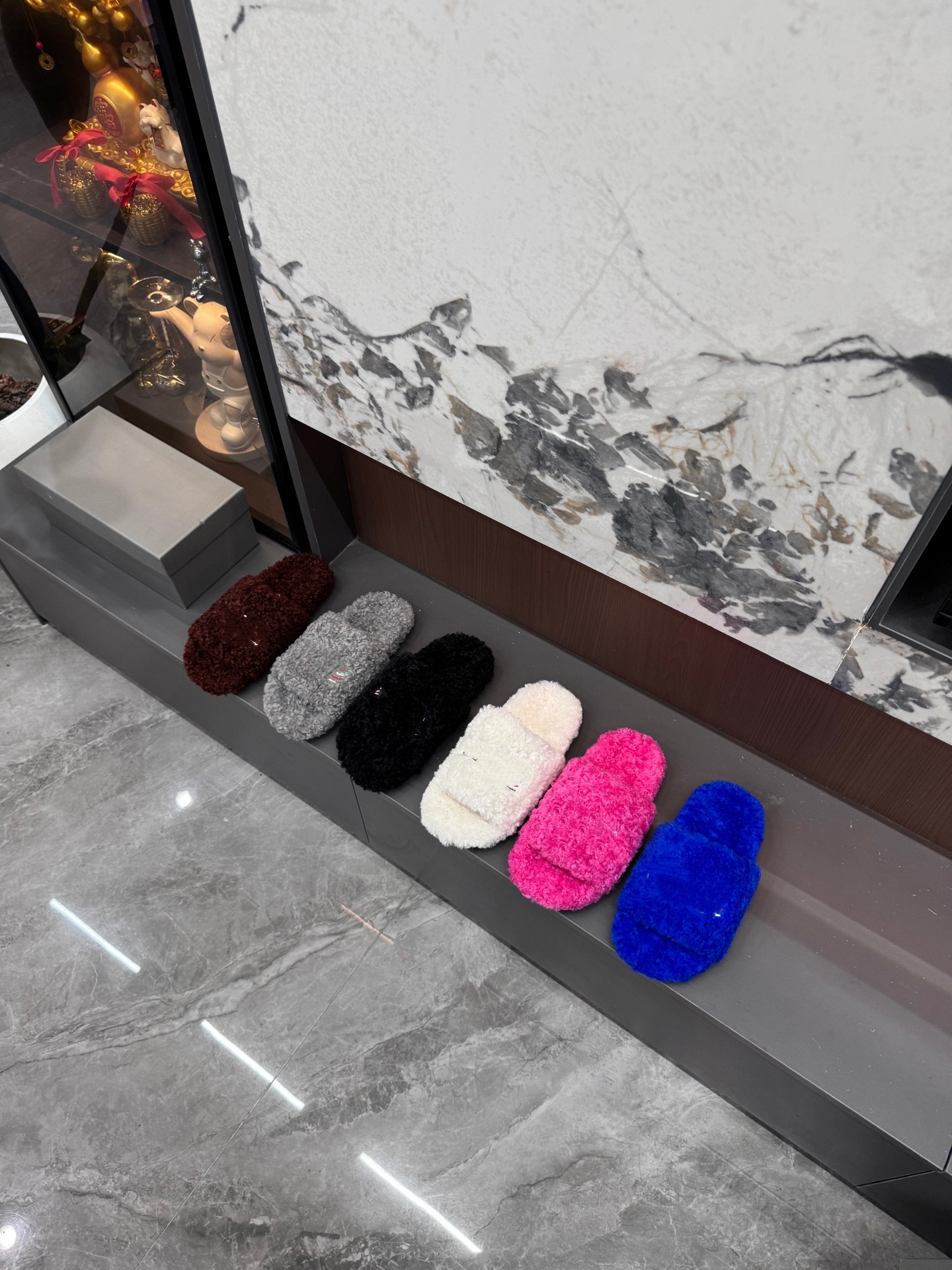 2026 New Arrival Thick-Sole Height-Increasing Exquisite Furry Slides