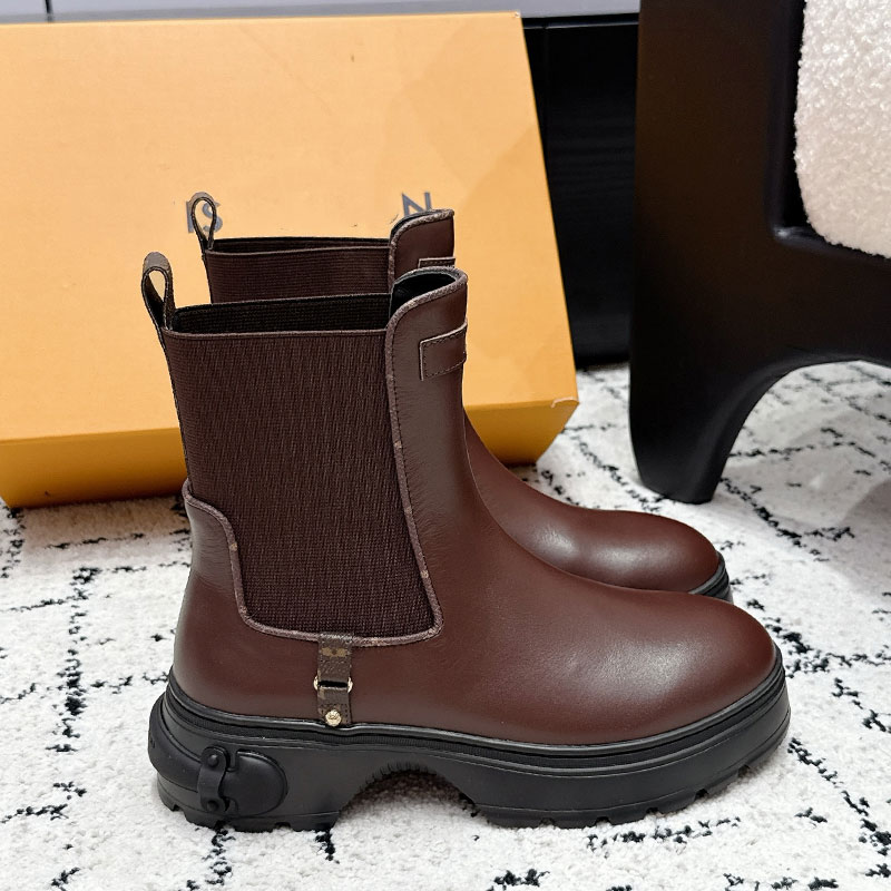 Womens Squad Chelsea Ankle Boot Designer Elastic Side Panels Ankle Boots 1AKHL6 Ladies Sheepskin Lining Fashion Boot Printed Letters Platform Heel S