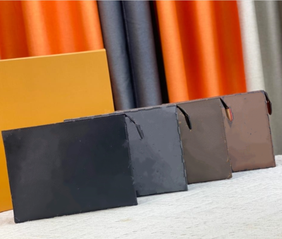 10A Quality toiletry bag Clutch Women purse Cosmetic Bags designer Leather All-match Men single top zipper purses leather wallets fit iPad clutch ba