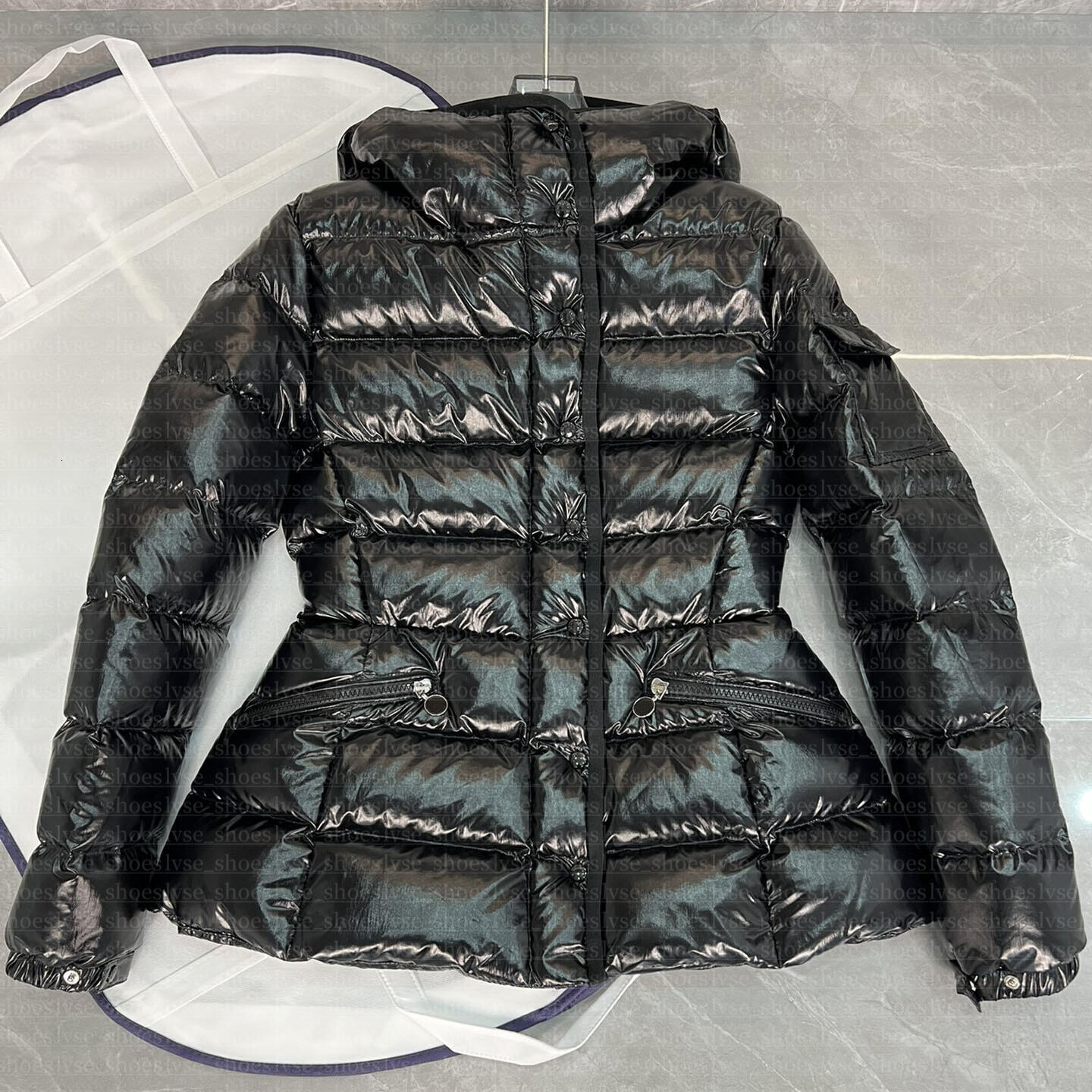 Designer NFC Women puffer jacket Lightweight outdoor down jacket Women warm Parkas White duck down filled jacket Winter Outerwear coat fluffy hood c