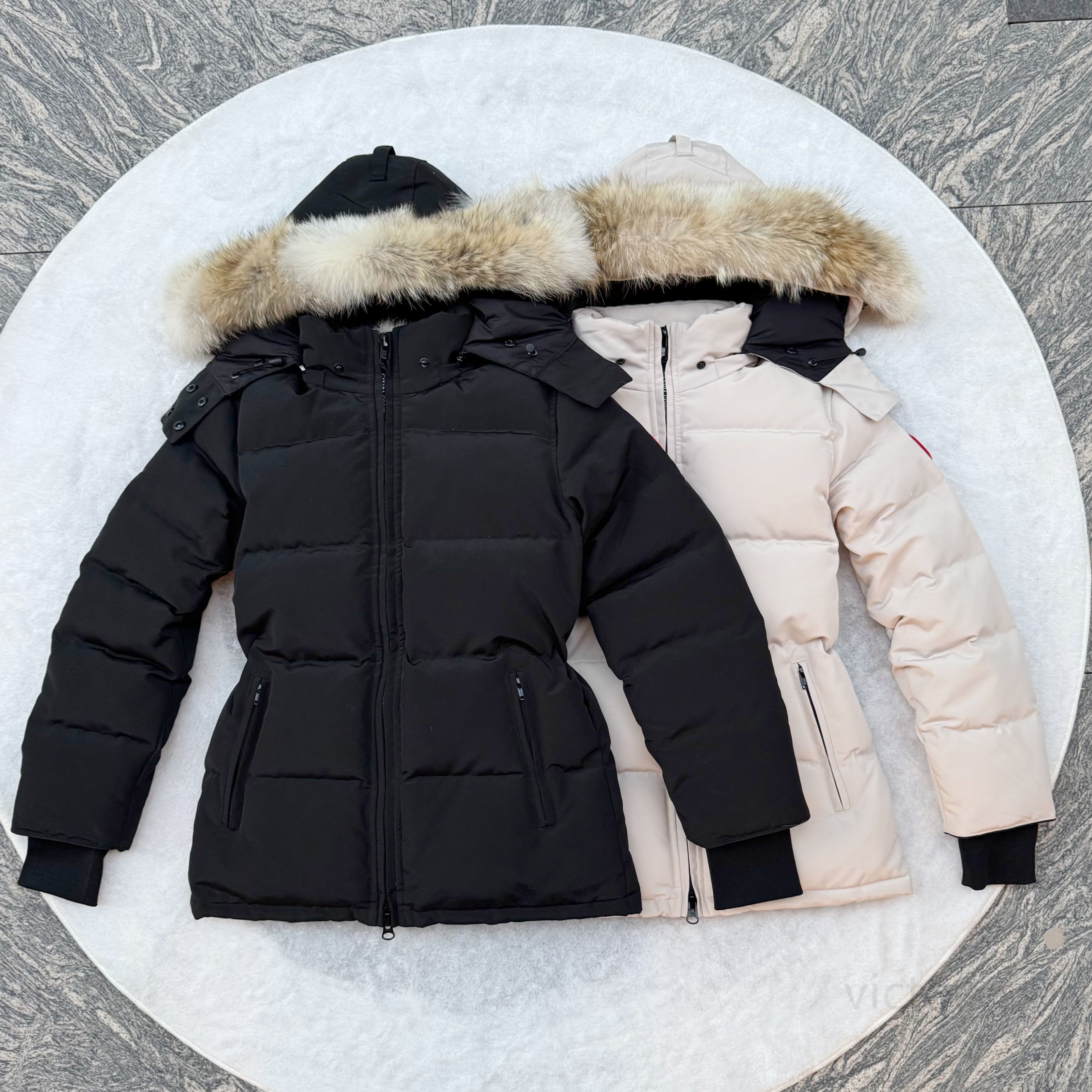 Women Puffer Jackets Designer down Jacket Winter Parka Coats Real Wolf Fur Outdoor Wyndham Windbreaker Canadian jacket women Luxury down jackets XS-