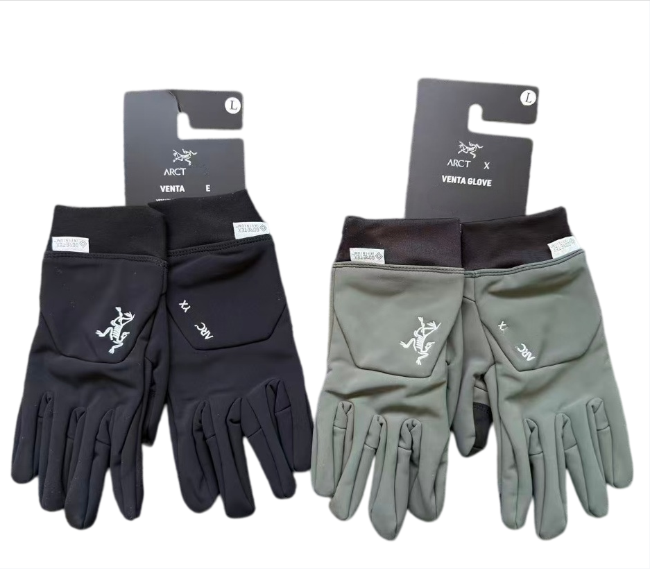 2026 New Designer gloves Soft shell water repellent and windproof Velvet embroidered logo inside Touch screen function is anti-slip and wear-resista