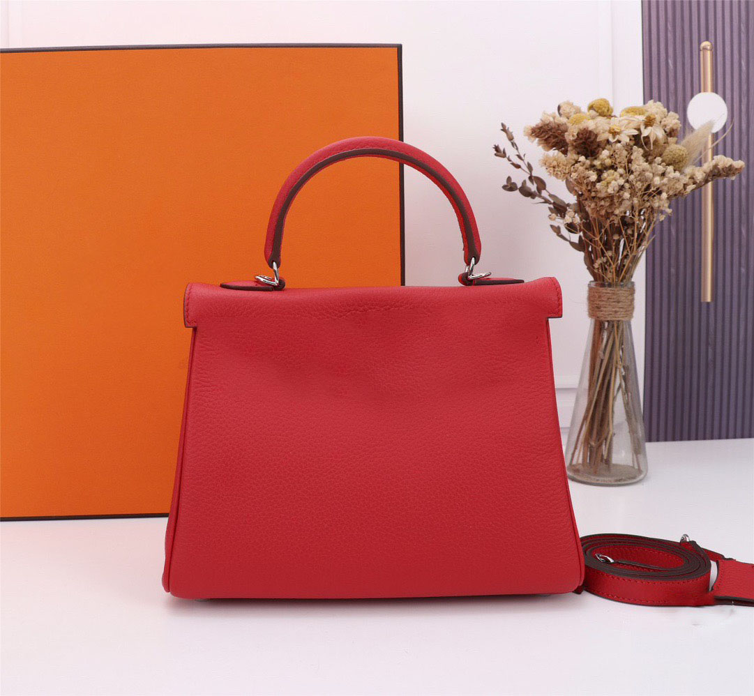 Brand new top-tier luxury silver matte embossed 10A, can be carried on one shoulder, crossbody, or by hand, includes packaging