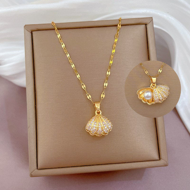 Elegant Scallop Shell Pearl Necklace For Women, Simple Collarbone Chain, Light Luxury Versatile Personality Pendant, Internet Celebrity Hot Item Jew