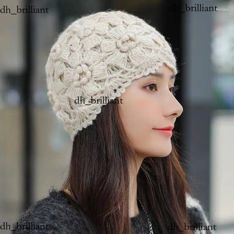 Bonnets automne et hiver Style coréen mince creux respirant chaud tricoté à la main chapeau en laine au crochet doux orteil chaud