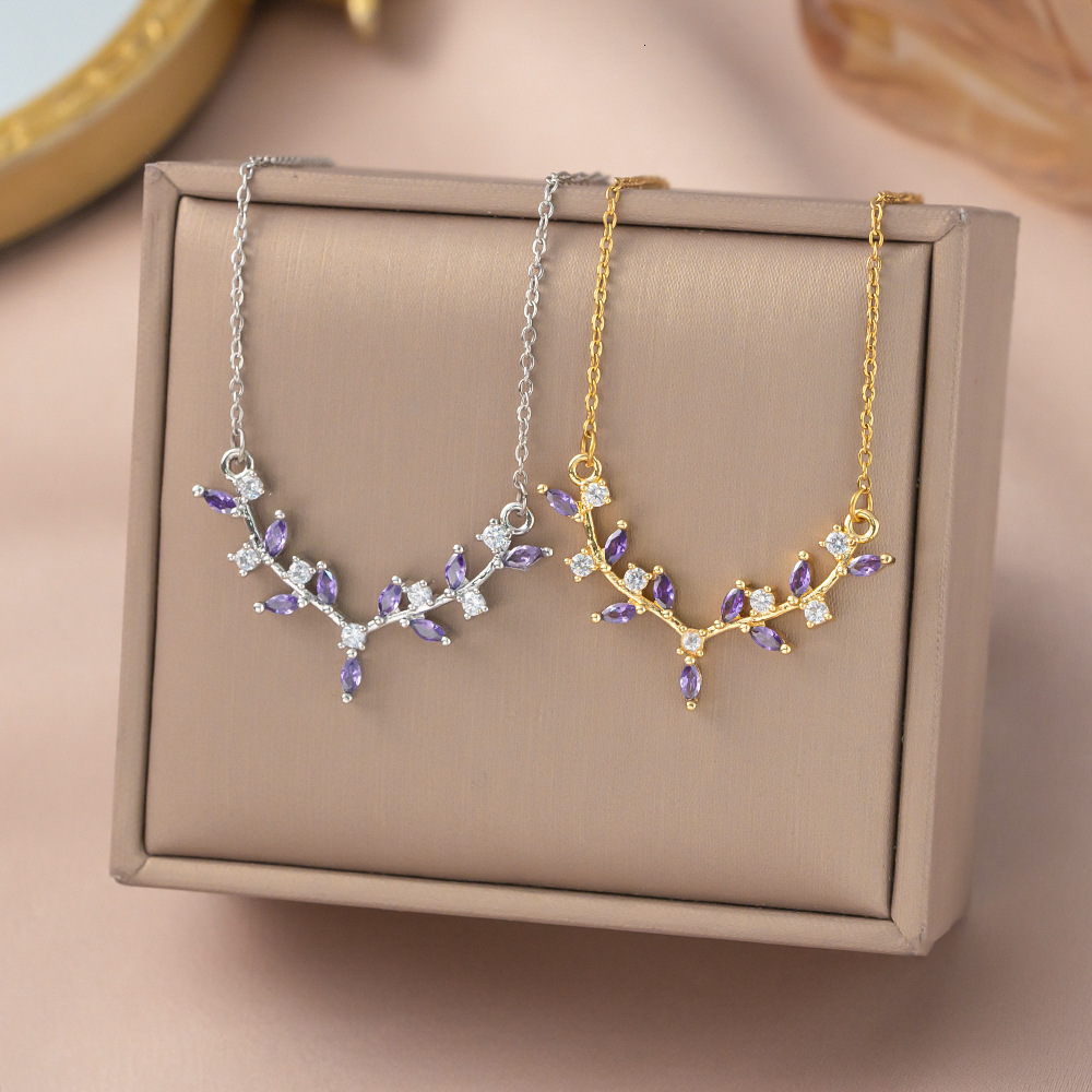 Exquisite Fashion Ultra Shiny Purple Diamond Antler Micro Inlay Necklace For Women Elegant Light Luxury Versatile One Deer With You New Clavicle Cha