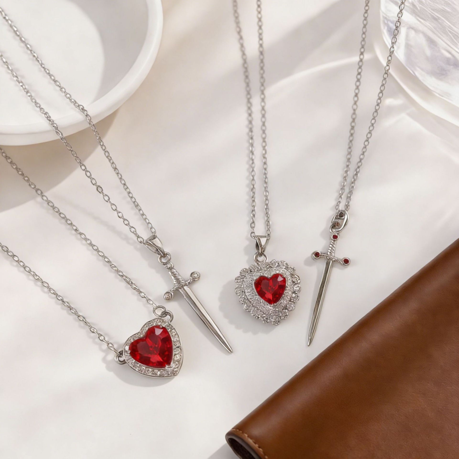 European American Cross-Border Hot-Selling Sword And Necklace For Women, Light Luxury Niche Creative Fashion, One Arrow Through The Heart Valentine&