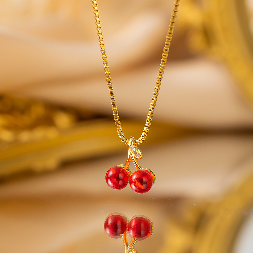 Sweet And Delicate Cherry Titanium Steel Necklace For Women, Light Luxury High-End Internet Celebrity Clavicle Chain With Copper Pendant, New Trendy