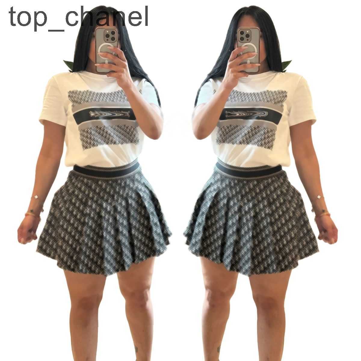 Designer Two Piece Dress Women Round Neck T-shirt and Mini Skirt Sets 2Pc Outfits Free Ship