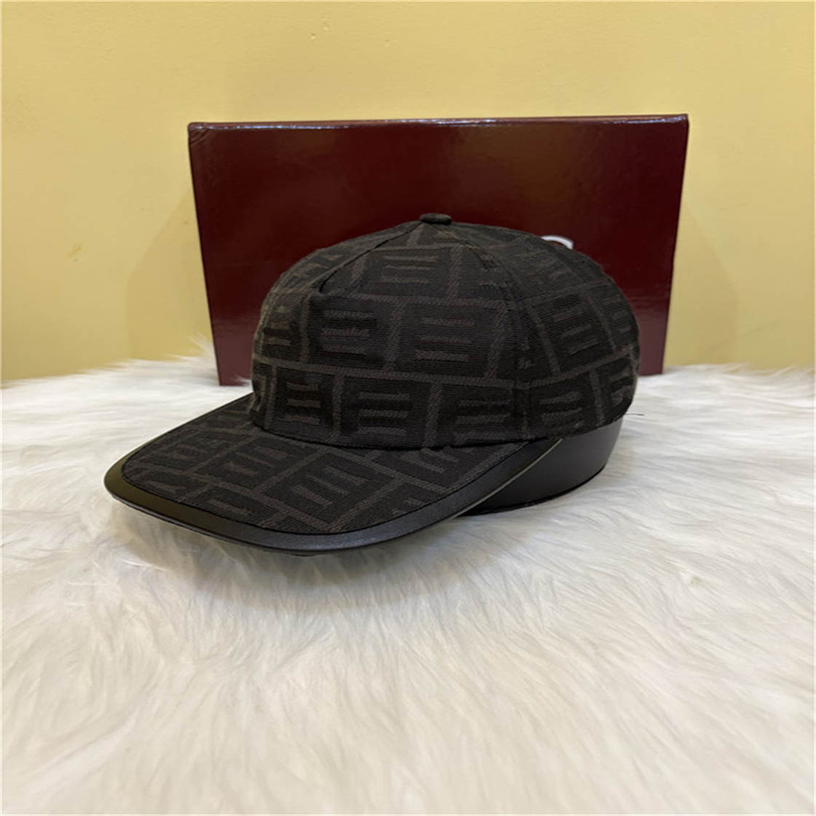 2026 Classic hat Designer Baseball cap High quality adjustable baseball cap Fashion alphabet hats for men and women Ball Caps 15