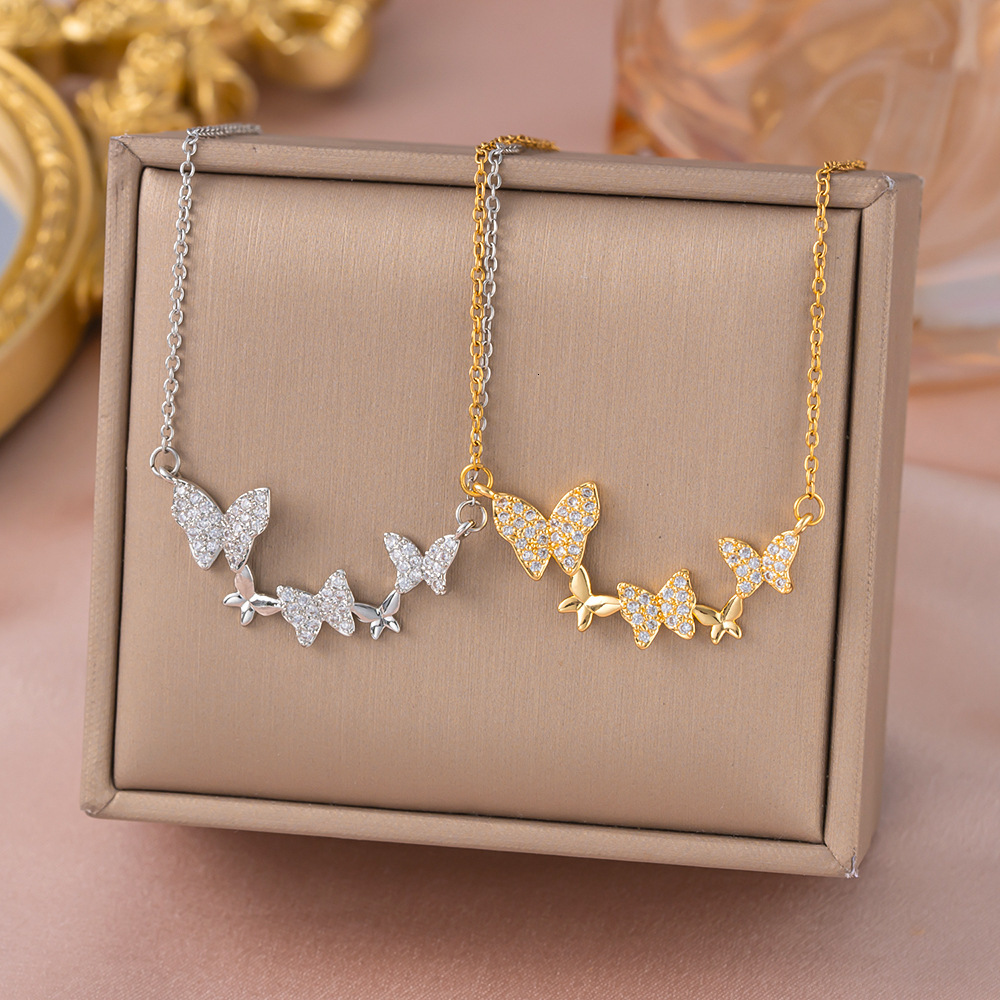 Internet Celebrity Super Fairy Exquisite Micro Inlaid Full Diamond Butterfly Necklace For Women Trendy Light Luxury High-End Gentle Style New Clavic