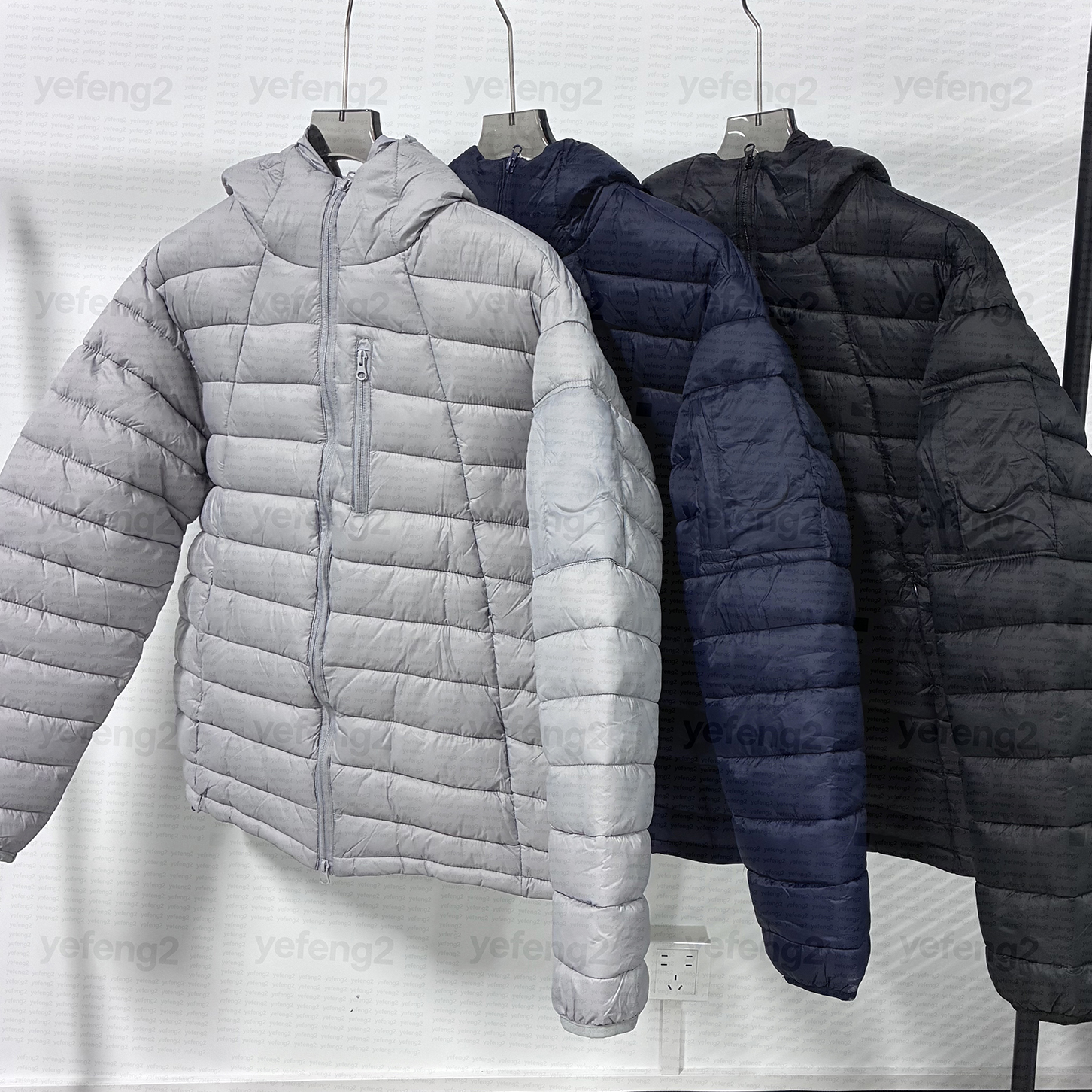 Mens designer Jacket down Puffer jacket Warm Outdoor Casual Designer Outerwear with Lens Detail