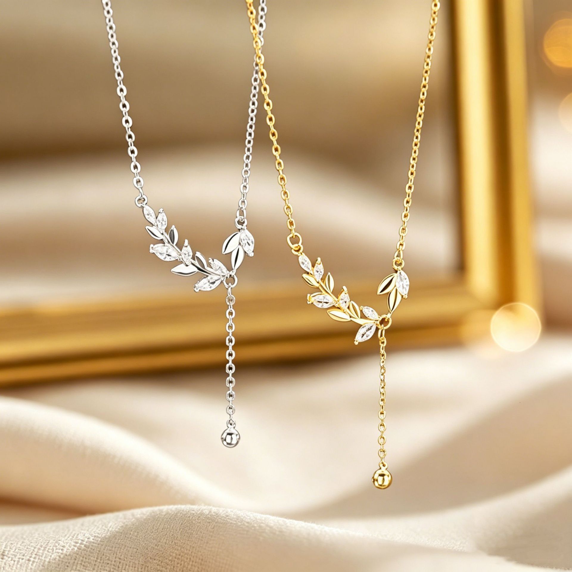 Korean-Style Exquisite Luxurious Tassel Necklace With Sparkling Rhinestones Wheat Stalks, A Fashionable Versatile Accessory Featuring Tassels, Peace