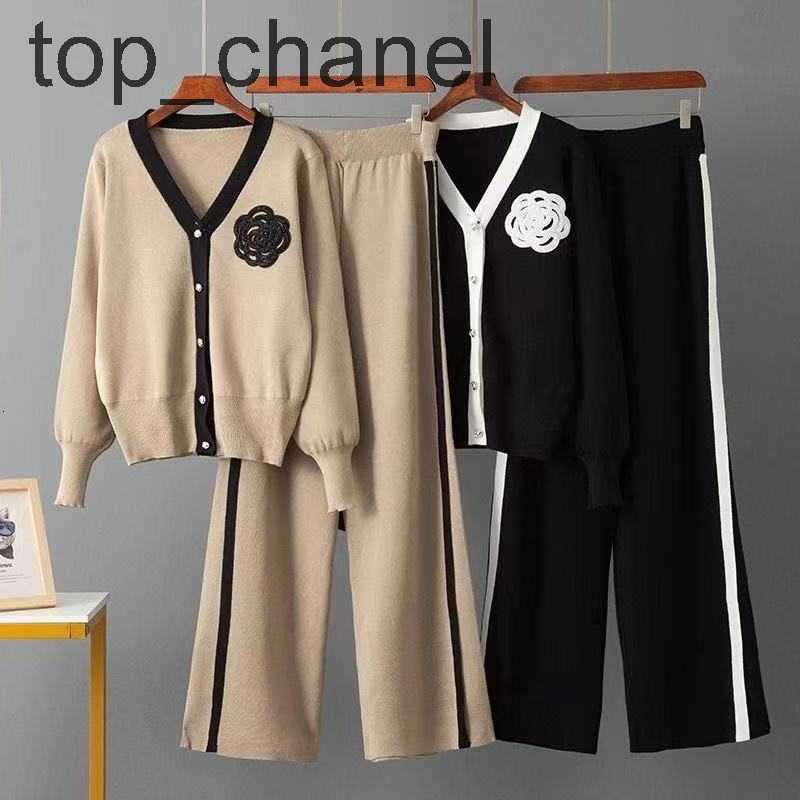 Spring and autumn 2025 new sweater plus size loose two-piece suit fashion long-sleeved wide-leg pants children