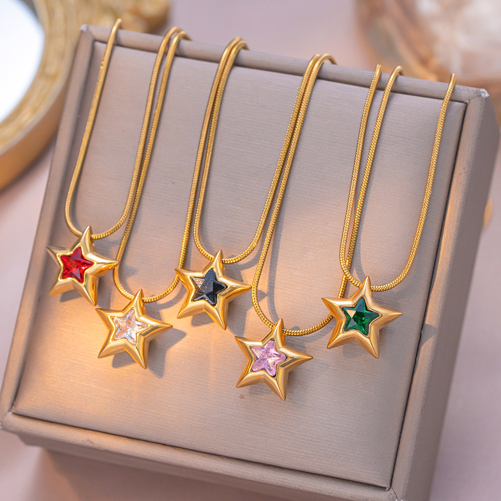 European And American INS Style Fashion Five-Pointed Star Titanium Steel Necklace For Women, Exquisite Versatile High-End Rhinestone Clavicle Sweate