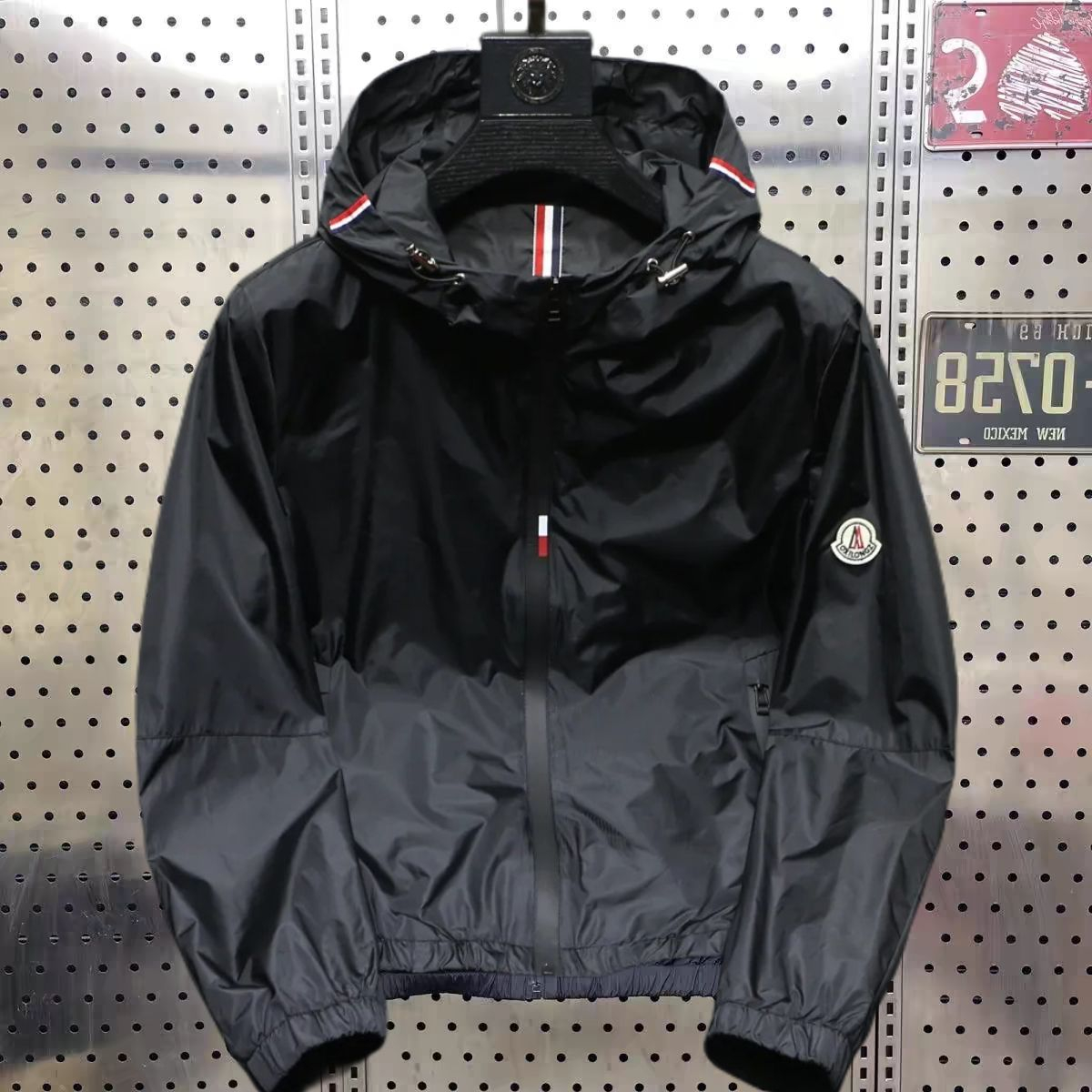 Men Hooded Windbreaker Jacket Lightweight Waterproof Zip up Drawstring Hood Elastic Cuffs Casual Outdoor Travel Hiking Windproof Coat Spring Autumn